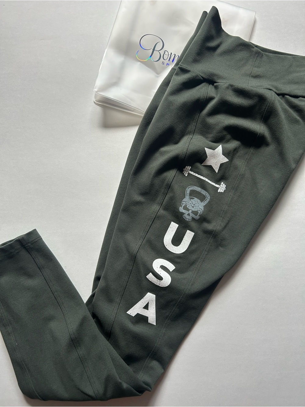 Bombshell Sportswear USA Skull Kettle bell Leggings — Olive Green sz M